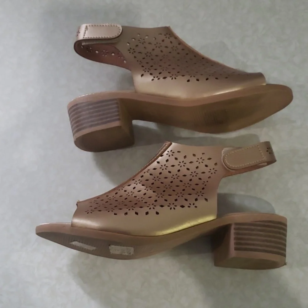 Girls Sandles Catherine Malandrino brand‎ Size 3